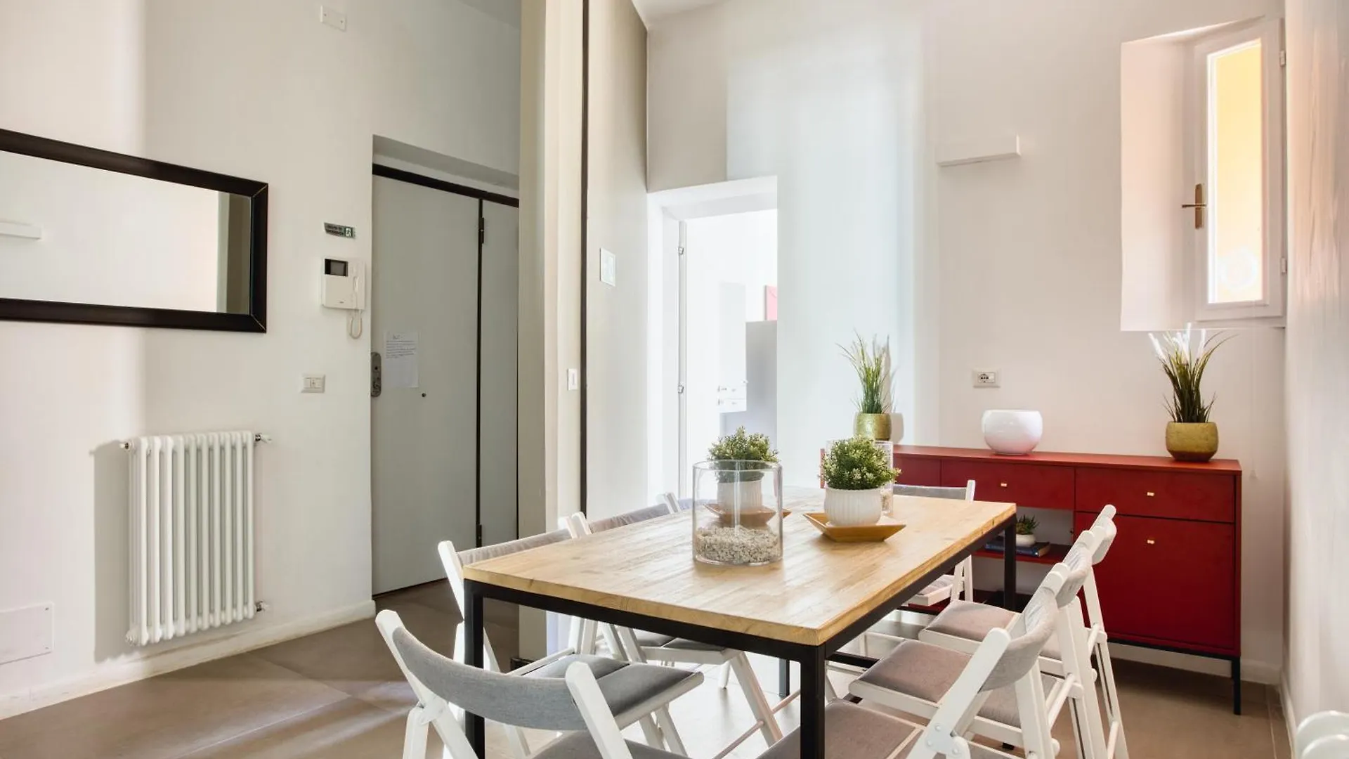 Apartamento Clausim Domus: New Brightful Flat Next To The Vatican Roma Italia